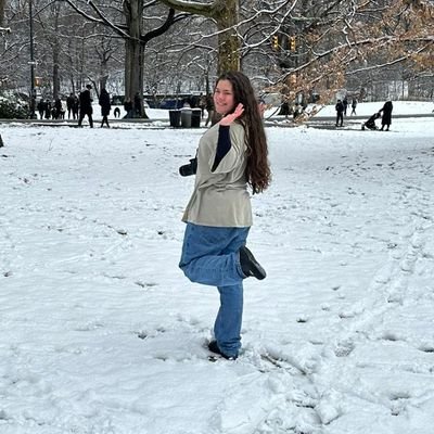@helena_m_camillo
Não sei oq escrever nessa porra.
Então ok.
@paralelohelenistico