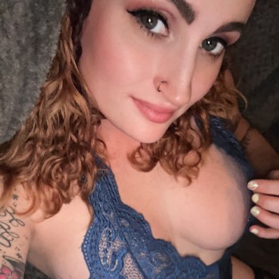 Free Onlyfans https://t.co/9ix4r0NpH2 18+ Only MILF, Tatted, Pierced 😈, Thiccc 💦
