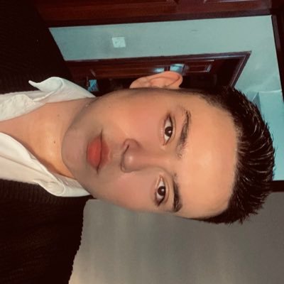 denisauro1's profile picture. Happier than ever💛