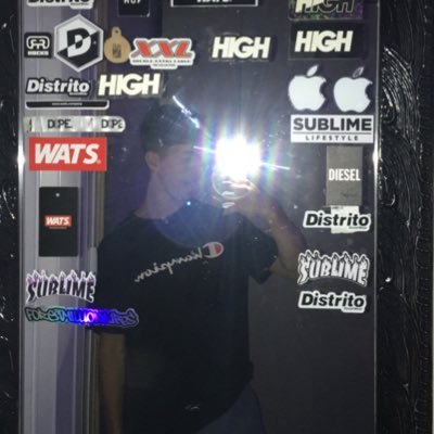 👀
