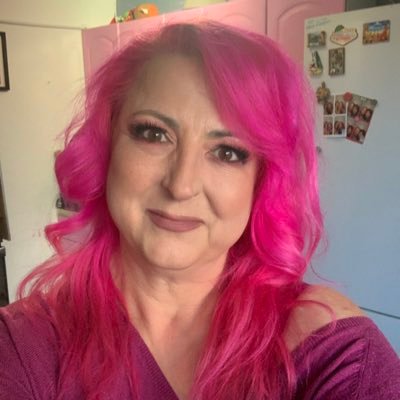 jo_odam's profile picture. Pink hair don’t care! Time to live my life on my own terms.. NO DM’s I have a fella…