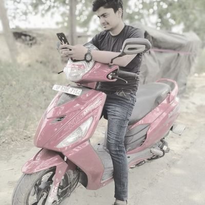 Ambikeshyadav5's profile picture. Sab moh maya hai 🤗