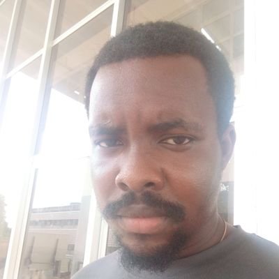 MichealOkorisa's profile picture. you are not crazy, the world is✌️
I no dey hear word