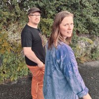 Todd & Karen - 'SINGLES' OUT NOW!(@toddkarenmusic) 's Twitter Profileg