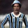 OldCx's profile picture. Gremista das antigas.
Perfil criado para cornetas saudáveis, informações e opiniões sobre futebol.
Críticas, apenas se construtivas ou divertidas.