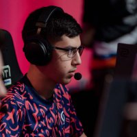 Yoloo_ (@yoloo_y) 's Twitter Profile