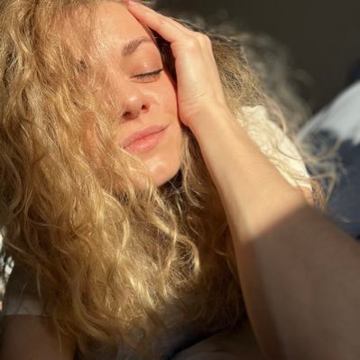 SanyaCryptoBabe's profile picture. Interior designer, landscape architect, decorator.