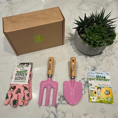 Personalised gardening tools for the ickle gardener in your life https://t.co/2y2kvSVKQY
