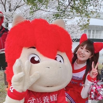 「レスラーズバーガー」🍔🤼♂️
通称レスバの🎸
「ヤンキーオリンピック」
通称ヤンオリのお囃子🎀
きなっせロアッソスタグル!をウロチョロしてます🐢🎶
よろしくお願いします❣️
ヤンオリまみちゃん→https://t.co/cS7lUzQ0JB
レスラーズバーガー公式→@HHCB69