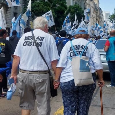 Alvatadomabel11's profile picture. jubilada
platense
pincharrata
abuela
ya ni se  cuantas ctas me bajaron.creo que voy x la 5 o 6.pero somos una banda.🤭🥰😘cumple 15/07/50 si son muchos