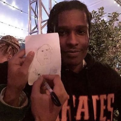 Salomee_29's profile picture. 