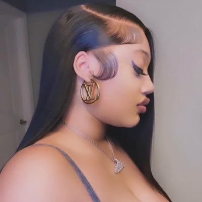 Titty Monster 😈 Everything Double follow My IG: @__Roxiiee_
