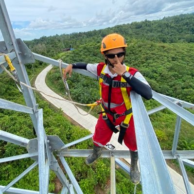 HSEpanda_'s profile picture. “It’s better to be a warrior in a garden, than to be a gardener in a war.”