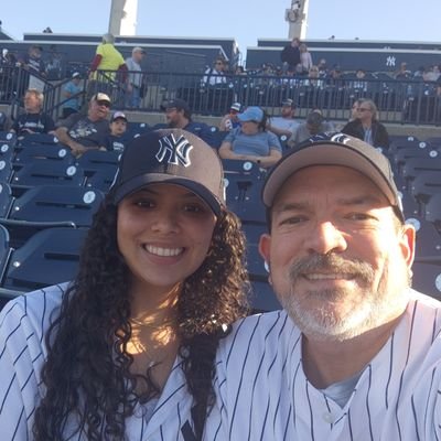 Lifelong Yankee fan, military veteran, Patriot, Proud Father