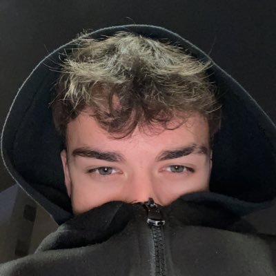 Sergio__Corne's profile picture. |🍺 Alcohólico pero solo de vez en cuando 🍺|  | 🖥️ Ingeniero informático 🖥️ |