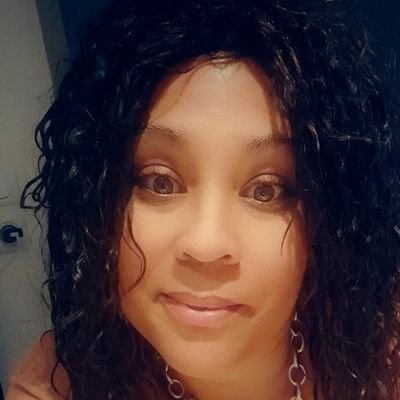 Je suis de la Martinique
Je suis quelqu'un de très gentille qui aime la vie et surtout la musique
😘😘😘😘😘
