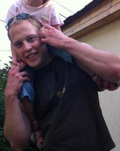 hummerdikk's profile picture. 