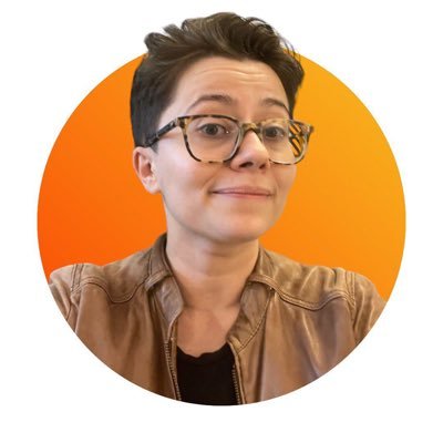 Community-taught iOS Developer, ex PhD student in Humanities 👋