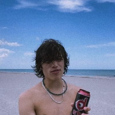 lalxchri's profile picture. chris girl and all those things