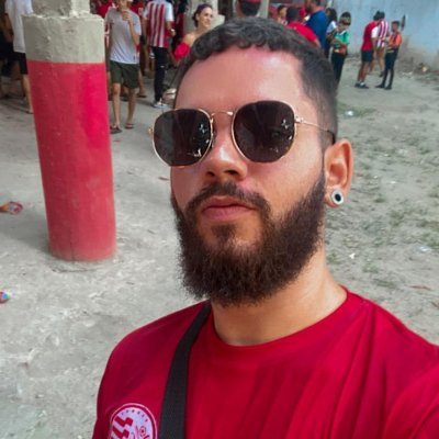 Alvirrubro e designer nas horas vagas