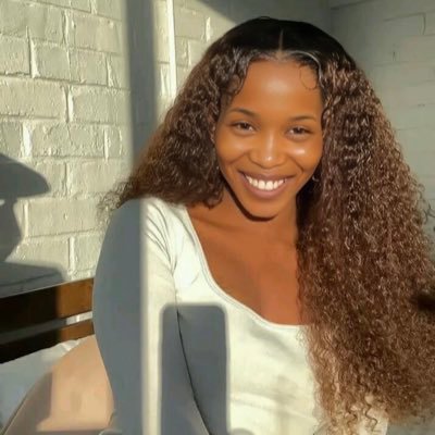 Yetty8774826514's profile picture. 