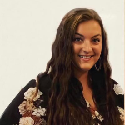 ErinMannsSays's profile picture. 