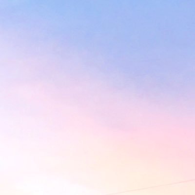 meipururara's profile picture. 💗💛