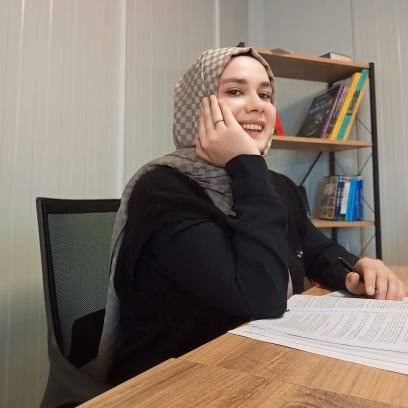 sumeyyaklnc's profile picture. İlköğretim matematik Öğretmeni🌸