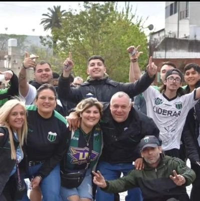 02'

Hincha y Socio de Nueva Chicago 💚🖤