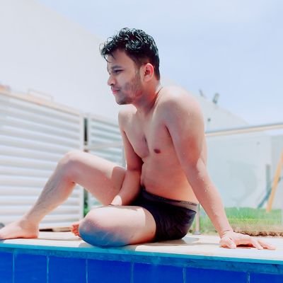 🎨 Graphic Designer & Youtuber 🙏
🎥 Social Media Marketing Expert 🤳
🎂 24 January ✂️
From = Silchar, India 🇮🇳
Lives In = Riyadh, Saudi Arabia 🇸🇦