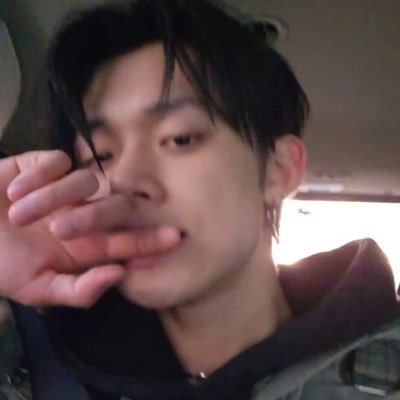 RTVRaybot's profile picture. niners bills broncos