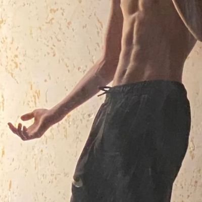 billi821's profile picture. not all about money, but all about life