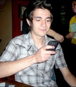 Fã Clube criado, para Divulgar a @only_oficial, no Brasil inteiro! Eles merecem! Dona @ellenvalbusa_ | Follow-me? (: Since: 23.11.2011. \m/