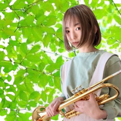 【やまもとみる】 トランぺッターです。ライブツアー、TV出演、自宅スタジオにてレコーディングやレッスンなど。