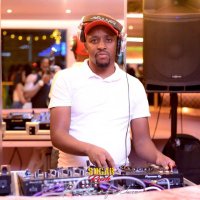 DJ SIGA(@Deejay_Siga) 's Twitter Profile Photo