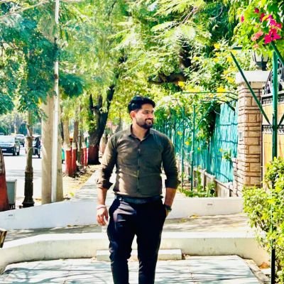 RahulSo65046843's profile picture. CA FINALIST

linkedin-https://t.co/jDJSDKHloE