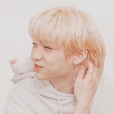 skz_ray5 Profile Picture