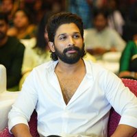 Srimanonline (@sriman14464278) 's Twitter Profile
