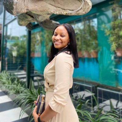 🎀Thriving Christian
🎓Academic
📈TechEnthusiast 🚀
☔️Insurance Agent 💯
Chelsea Top Fan⚽️💙
Volleyball Player🏆
🎸🎹🎤🎶