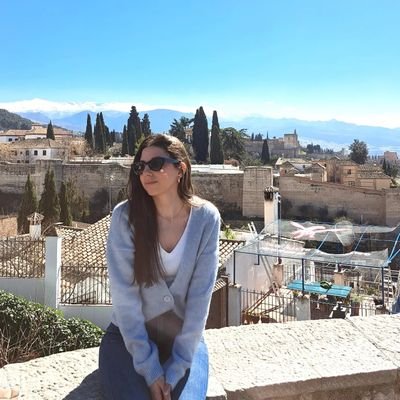 crisxfenty's profile picture. 