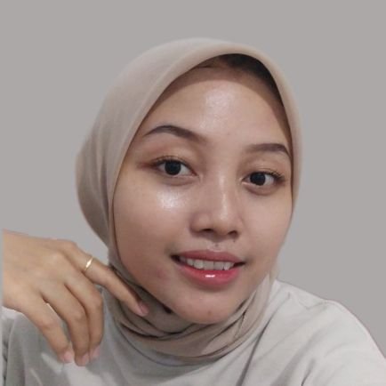 Callmesel1's profile picture. be yourself🌻