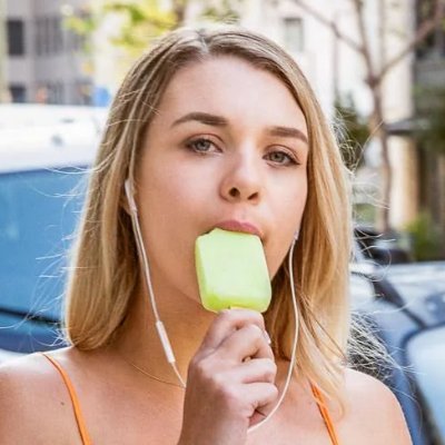 Admiring the world’s most beautiful performers. I don't own any of this content, just love promoting the amazing work!
Profile pic is @imawful69_