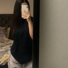 LSixta38393's profile picture. 