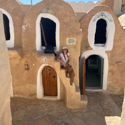 LaMellina's profile picture. cucitrice e sferruzzatrice credo nel diritto.