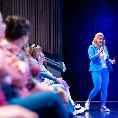 Dr Dawn Llewellyn Profile