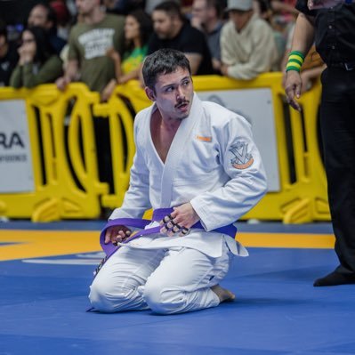 🇺🇸/🇹🇼 Choking is what I do 🥋. Purple belt under Rafael Lovato Jr. out of Okc, Ok ⛩️. Real Estate - 3 SFH 🏘️ IG- Markhamm1124. 2/13/21 ❤️👩🏼🤝👨🏻.