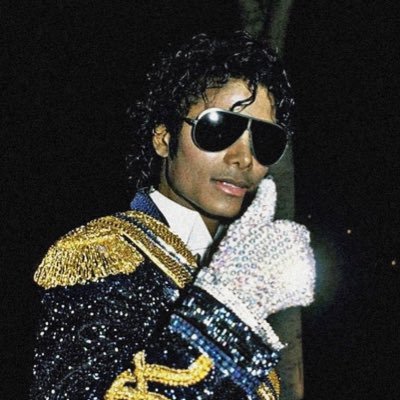 𝐒𝐚𝐥𝐞𝐫𝐧𝐢𝐭𝐚𝐧𝐚🇱🇻❤️ Michael Jackson fan💙