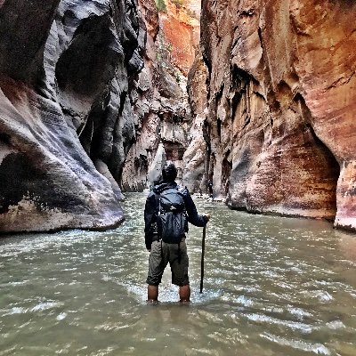 Engineer who loves marketing, tech, soccer, and adventure.