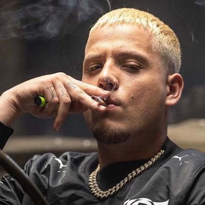 hugzeub's profile picture. 