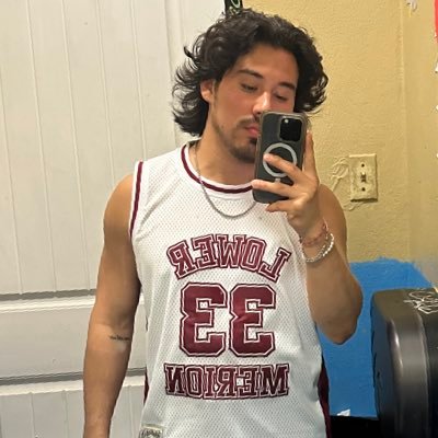 esquivel_john's profile picture. lyrical journal of my intrusive thoughts